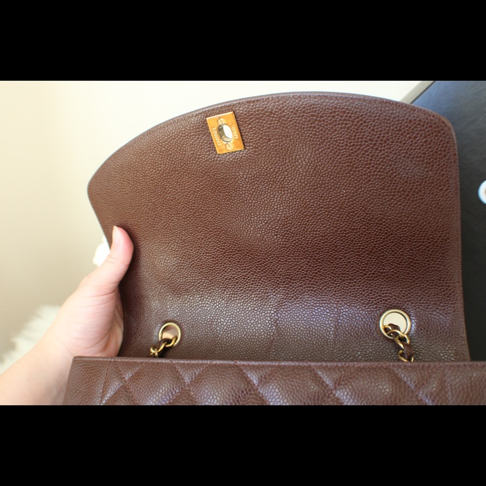 ❌SOLD❌Chanel Caviar Diana Cocoa Brown w/ 24k GHW - Picture 15 of 16